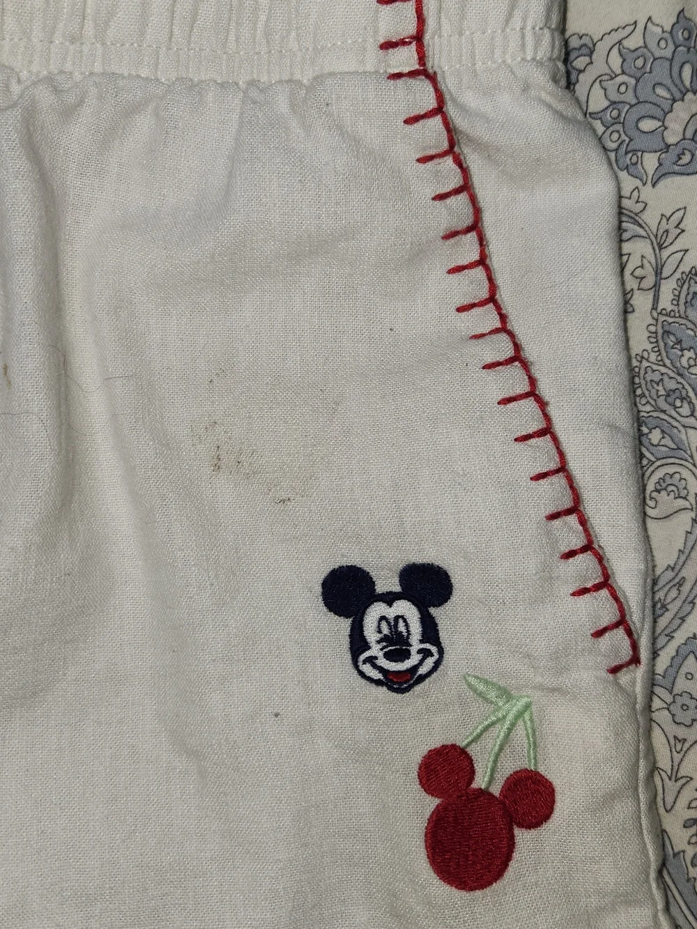 Disney Mickey Mouse White Linen Blend Shorts Girls Size L 10-12 Plus Cherry